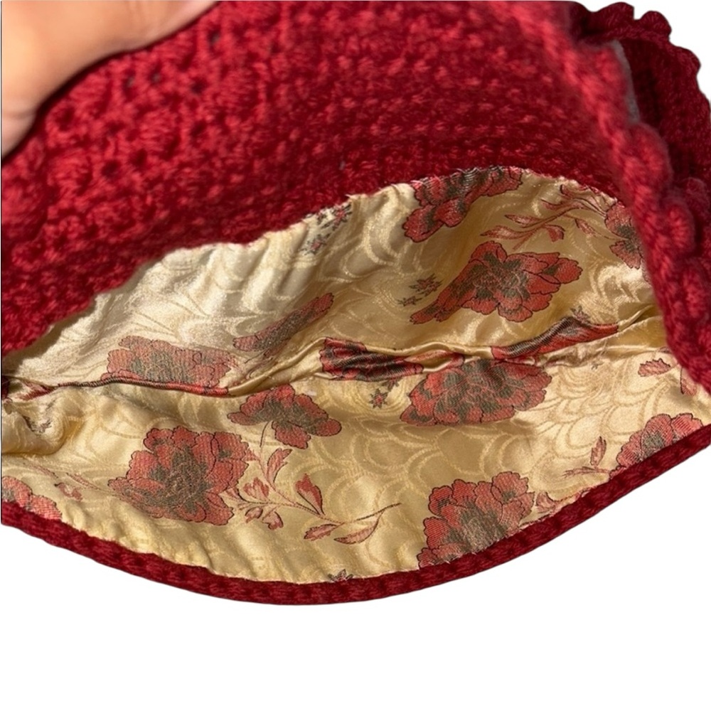Handcrafted Red Crochet Shoulder Bag - Picture 7 of 7